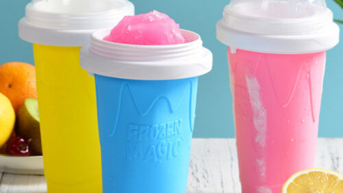 ce8c01f9-1d44-4b69-b2f9-f594c28d1b88.jpg Net Celebrities Pinch The Into An Ice And Quickly Make A Smoothie Cup